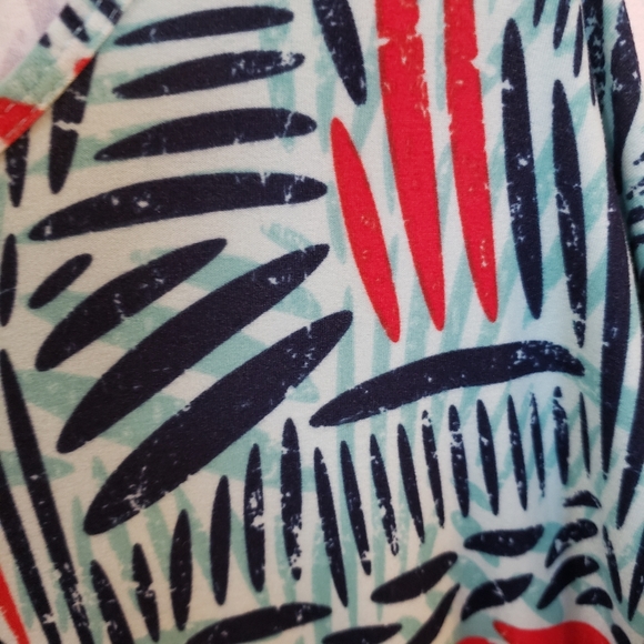 Lularoe Irma Tunic - Picture 3 of 5